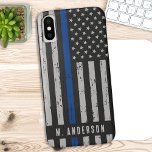 Polizeichef von Thin Blue Line Case-Mate iPhone Hülle<br><div class="desc">Thin Blue Line iPhone Fall - Amerikanische Flagge in Polizei Flag Farben, Not Design . Personalisieren Sie Ihre Bestellung mit dem Namen des Offiziers. Diese personalisierte Handy-Box für Polizisten ist perfekt für alle Polizeibeamten, Strafverfolgungs- und Polizeiabteilungen, Polizisten, Polizisten, Ehefrauen und Mütter der Polizei. COPYRIGHT © 2020 Judy Burrows, Black Dog...</div>