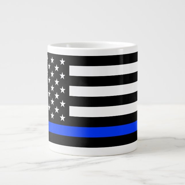Polizeiflagge der Thin Blue Line Jumbo-Tasse (Vorderseite)