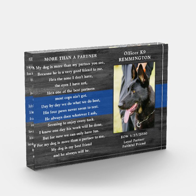 Polizeihundegedächtnis gefallener Offizier Polizei Fotoblock (Links)