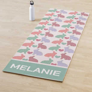 Polka Dot Bunnies Muster auf rosa Personalisiert Yogamatte