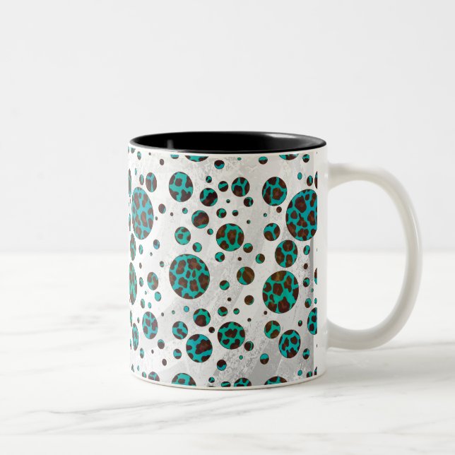 Polka Dot Cow Brown und Aquamarin Print Zweifarbige Tasse (Rechts)