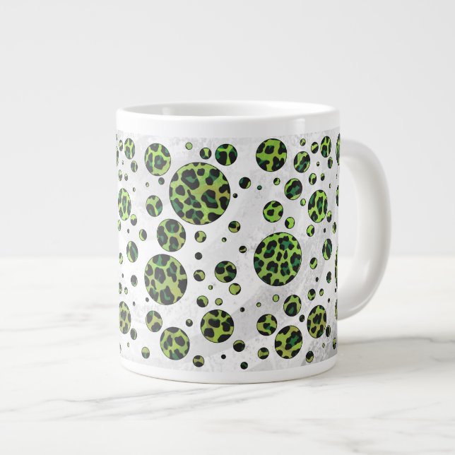 Polka Dot Leopard Black und Green Jumbo-Tasse (Vorderseite Rechts)