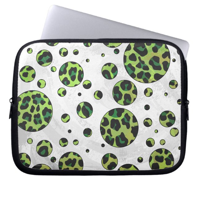 Polka Dot Leopard Black und Green Laptopschutzhülle (Vorderseite)