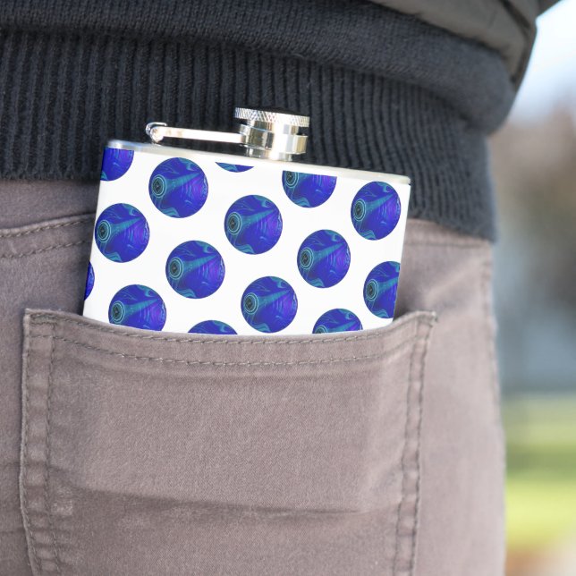 Polka Dot Precision: Der Blue Ray Bowl Flachmann (Beispiel)