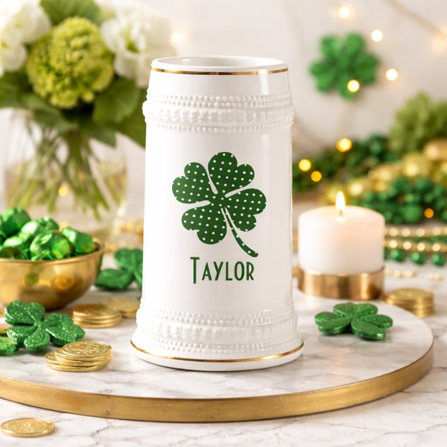 Polka dot Vierblättriges Kleeblatt Anpassen Bierglas (Von Creator hochgeladen)