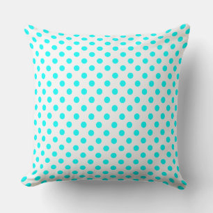 Polka Dots in Light Blue auf White Kissen