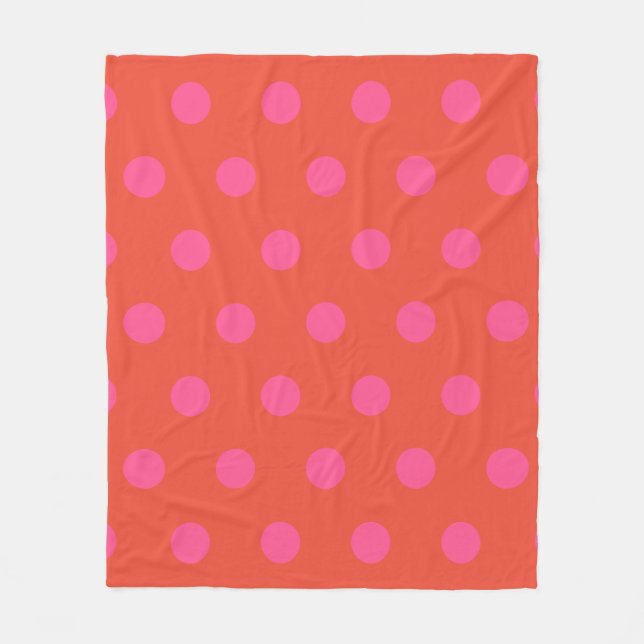 Polka Dots Pink und Rot Orange mit Monogramm Fleecedecke (Vorderseite)