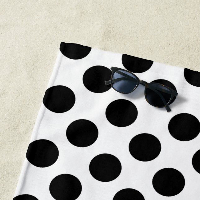 Polka Dots, Polka Dot Pattern, Schwarz und Weiß Strandtuch (Beispiel)