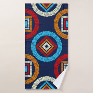 Polka weist ein nahtloses Muster auf. Mosaik ethni Badehandtuch