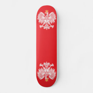Polnischer Adler in roter Skateboard