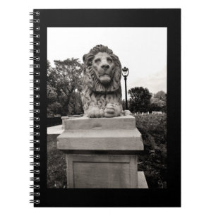 Pondering Lion Notizblock