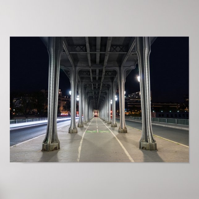 Pont de Bir-Hakeim in night - Paris, Frankreich Poster (Vorne)
