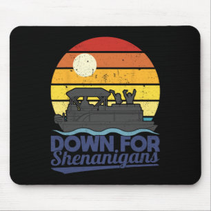 Pontoonboot-Party-Crew für Schabernack Down Mousepad