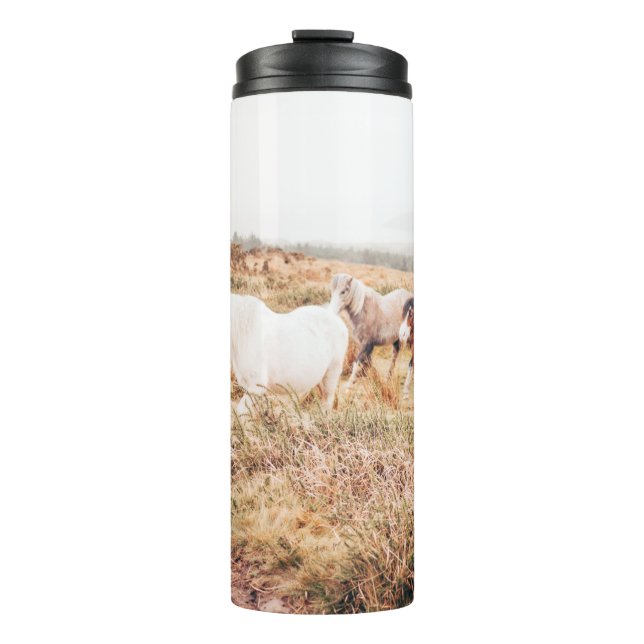 PONY HERDE IN DER HERBSTÜHLE THERMOSBECHER (Vorderseite)