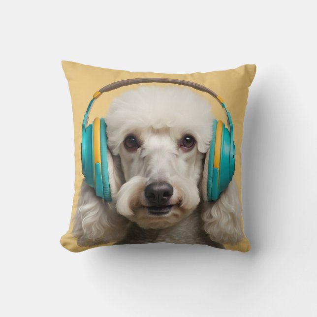 Poodle mit Kopfhörer Kissen (Vorderseite)