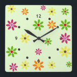 Pop Art Blume nahtlose Muster Ihre Ideen Quadratische Wanduhr<br><div class="desc">Pop Art von EDDA Fröhlich / EDDArt | Blume Power Blüte Muster | für 60er / 70er - Blume Power Liebhaber - Liebe nicht Krieg machen | Sie vermissen andere Farben oder Produkte mit diesem Design? Kontaktieren Sie mich: contact@eddart.de oder schauen Sie hier: www.zazzle.de/eddartiful* und hier: www.zazzle.com/eddartshop*</div>