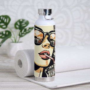 Pop Art Comic Buch Hübsche Frau Drink Soda Trinkflasche