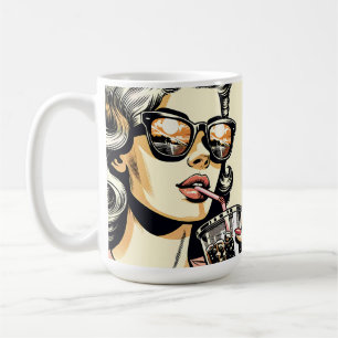 Pop-Art-Comic schicke Frau trinkt Limonade Kaffeetasse