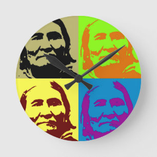 Pop Art Freedom Fighter Geronimo Runde Wanduhr