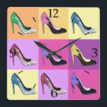 Pop Art Stiletto Pumps / Schuhe / High Heels Squar Quadratische Wanduhr<br><div class="desc">Uhr in "Glorification of the Stiletto" drucken - Pop Kunstdarstellung der geliebten Stiletto-Pumpe</div>