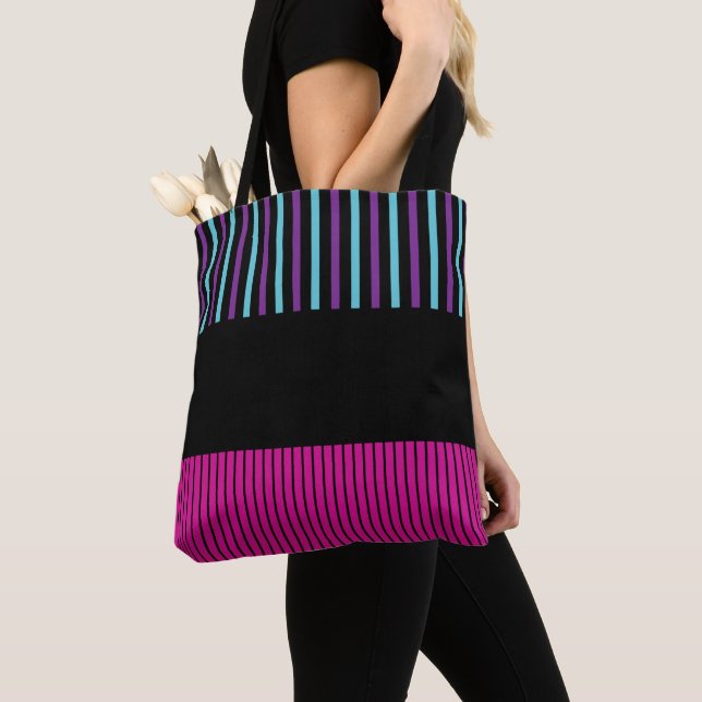 Pop - Rosa, Lila, blau und schwarz (Von Nahem)