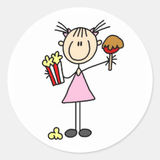 Popcorn und Karamellapfel auf dem Fairaufkleber Runder Aufkleber