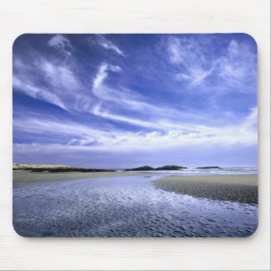 POPHAM BEACH STATE PARK, MAINE. USA. Cirrus Mousepad