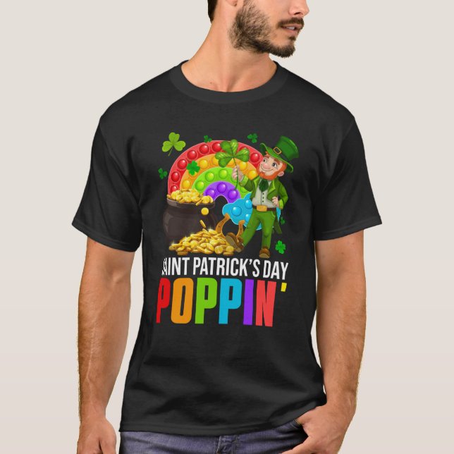 Poppin' Leprechaun & Pop It Rainbow Saint Patricks T-Shirt (Vorderseite)
