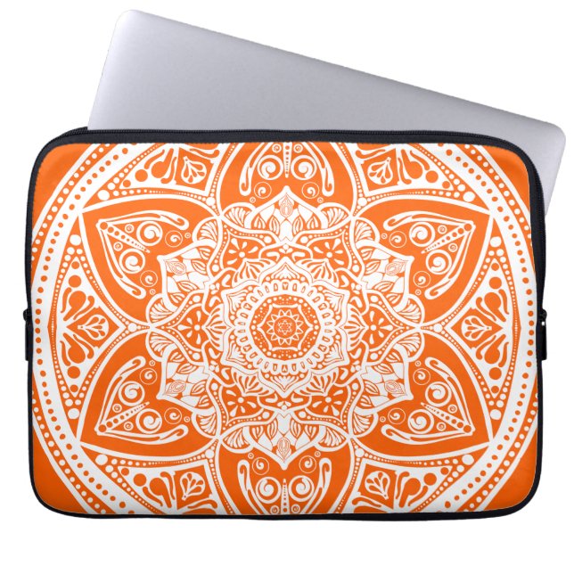 Poppy Mandala Laptopschutzhülle (Vorderseite)