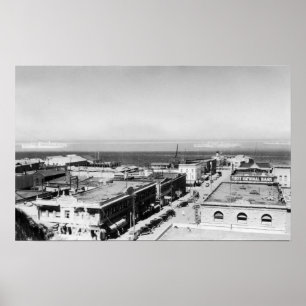 Port Angeles, WA Town View und Hafenfotos Poster