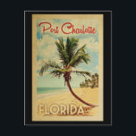 Port Charlotte Palm Tree Vintage Reise Postkarte<br><div class="desc">Ein einzigartiges Retrodesign aus der Mitte des Jahrhunderts,  im Stil eines Vintage-Reiseplakats. Es verfügt über eine geschwungene Palme am Sandstrand mit Ozean unter einem blauen bewölkten Himmel.</div>