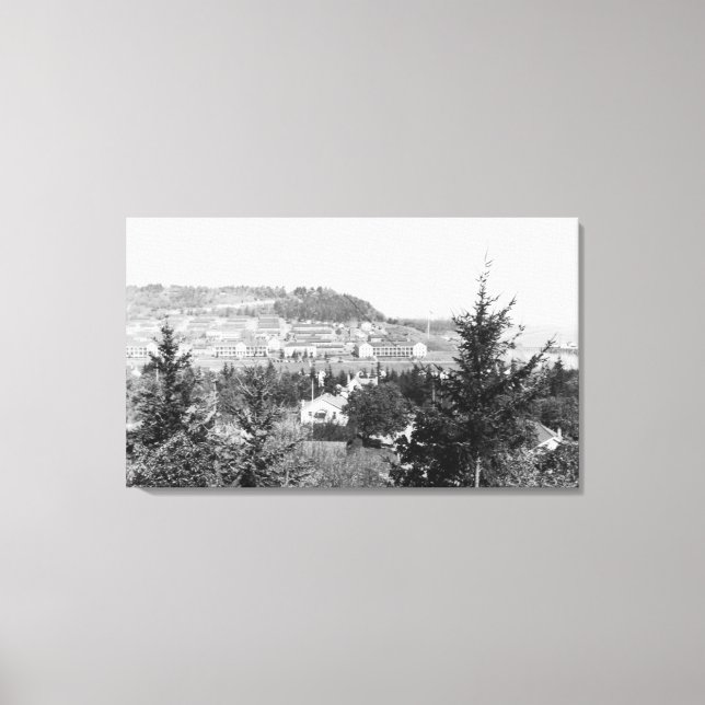 Port Townsend, WA View Main Barracks Fort Warden Leinwanddruck (Vorderseite)