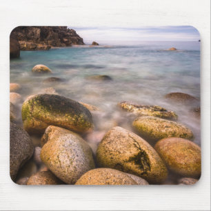Porth Nanven ist eine felsige Bucht, Land's End, C Mousepad