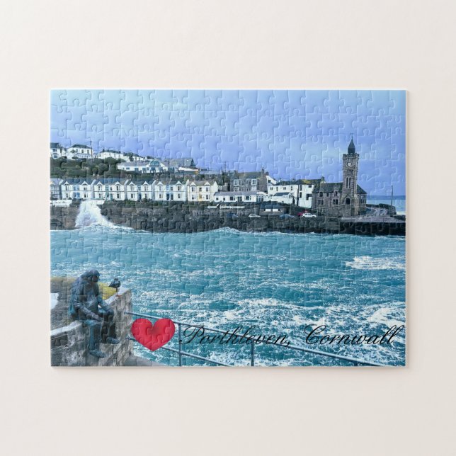 Porthleven Uhrturm + Gewartet für Fischskulpturen Puzzle (Horizontal)