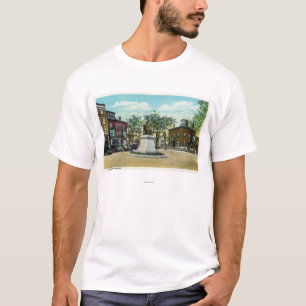 Portland, MaineLongfellow Monument und Quadrat T-Shirt