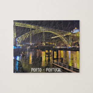 Porto - Portugal. Nachtszene in der Nähe des Douro Puzzle