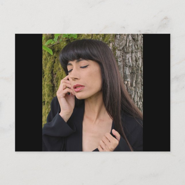 Portrait einer schönen jungen Frau Postkarte (Vorderseite)