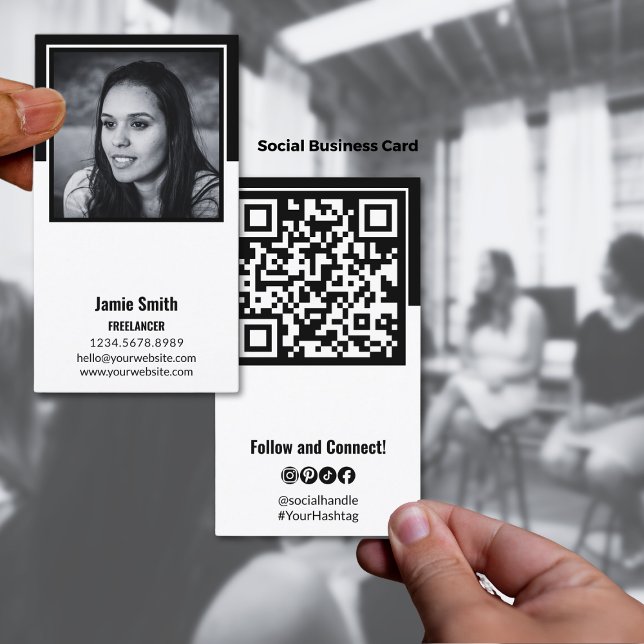 Portrait Foto Social Black & White Business Card Visitenkarte (Professional Portrait Photo Social Black & White Business Card, Personal, QR-code)