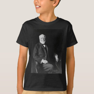 Porträt des Philanthrops Andrew Carnegie T-Shirt