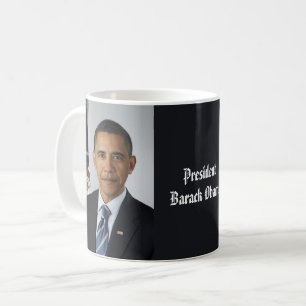 Porträt des Präsidenten Barack Obama während seine Kaffeetasse