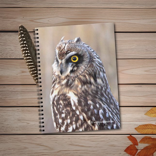 Porträt einer Kurzen Eule Notizblock (Portrait of a Short-Eared Owl Journal Cover Photo)
