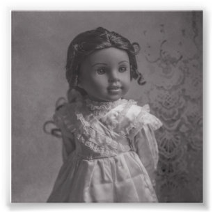 Porträt einer Puppe im Vintage-Stil - Tiana Fotodruck