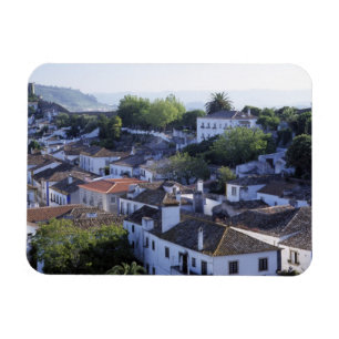 Portugal, Obidos Erhöhte Sicht auf die weiß getünc Magnet