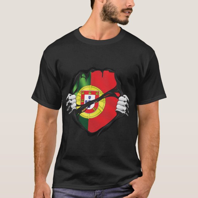 Portugal Pure Roots Flag Black T-Shirt (Vorderseite)