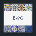 Portugiesische Fliesen-Gastgeschenk Hochzeit Magnet<br><div class="desc">Ein modernes und dennoch rustikales portugiesisches Fliesen Muster Hochzeitsdesign. Ein buntes mediterranes Design, das verschiedene Vintage Fliesendesigns verwendet, um ein elegantes Hochzeitsdesign im Sommer zu schaffen. Ein charmantes portugiesisches, italienisches und spanisches mediterranes Fliesendesign mit klassischer Schriftzeichen. Ein eleganter portugiesischer Hochzeitsmagnet mit Modedesign und modernen Elementen. Auch die passenden Hochzeitseinladungen und...</div>