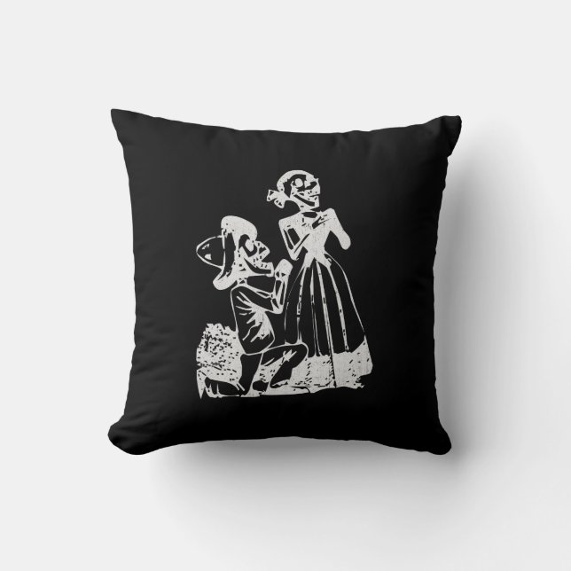 Posada Calavera Course on Bended Knee Kissen (Vorderseite)