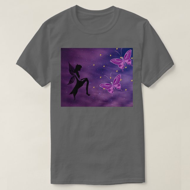 Pose der lila Schmetterlingsmärchen T-Shirt (Design vorne)