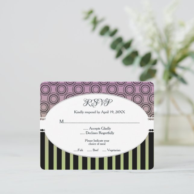 Posh Pink und Green Wedding RSVP Card (Stehend Vorderseite)