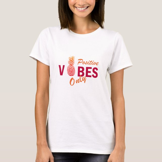 Positive Ausblicke im Sommerurlaub T-Shirt (Vorderseite)