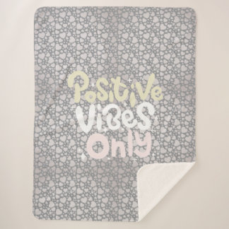 Positive Vibes nur neutrale Farbe boho Stil Sherpadecke